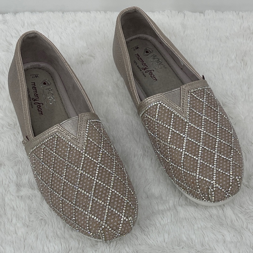 Skechers Women's Taupe Diamond Flats WOMENS SIZE 7